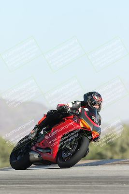 media/Dec-01-2025-Moto Forza (Mon) [[2daa91e15f]]/2-Intermediate Group/Session 2 Turn 9 Entry/